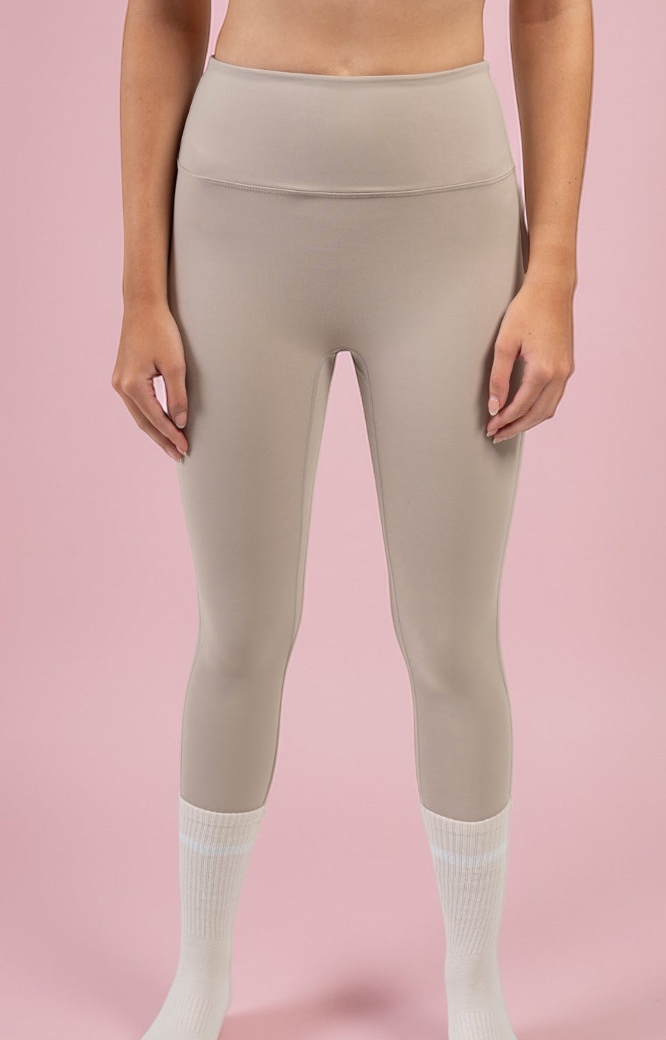 Core Leggings Almond