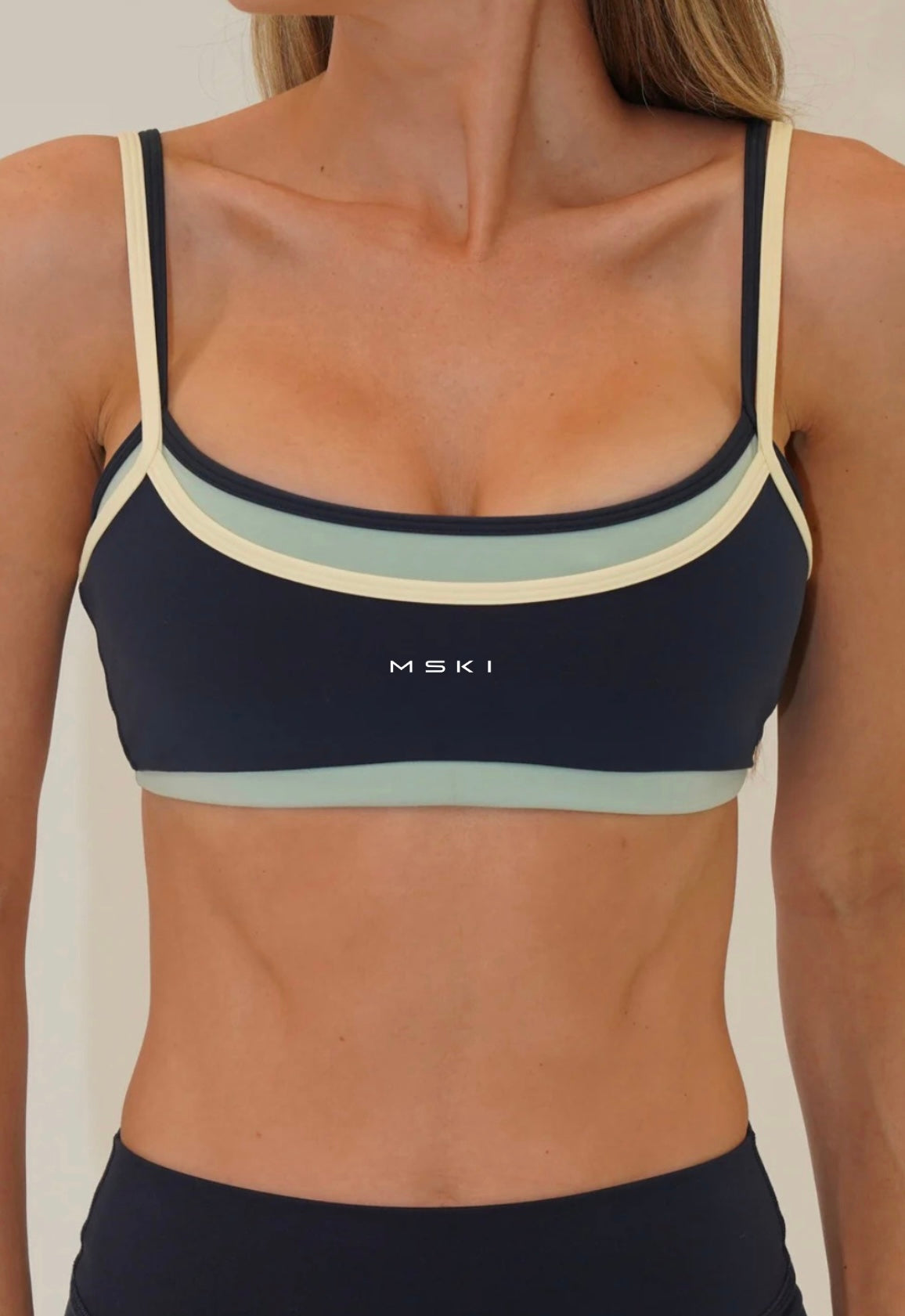 Scoop bra|Double layer