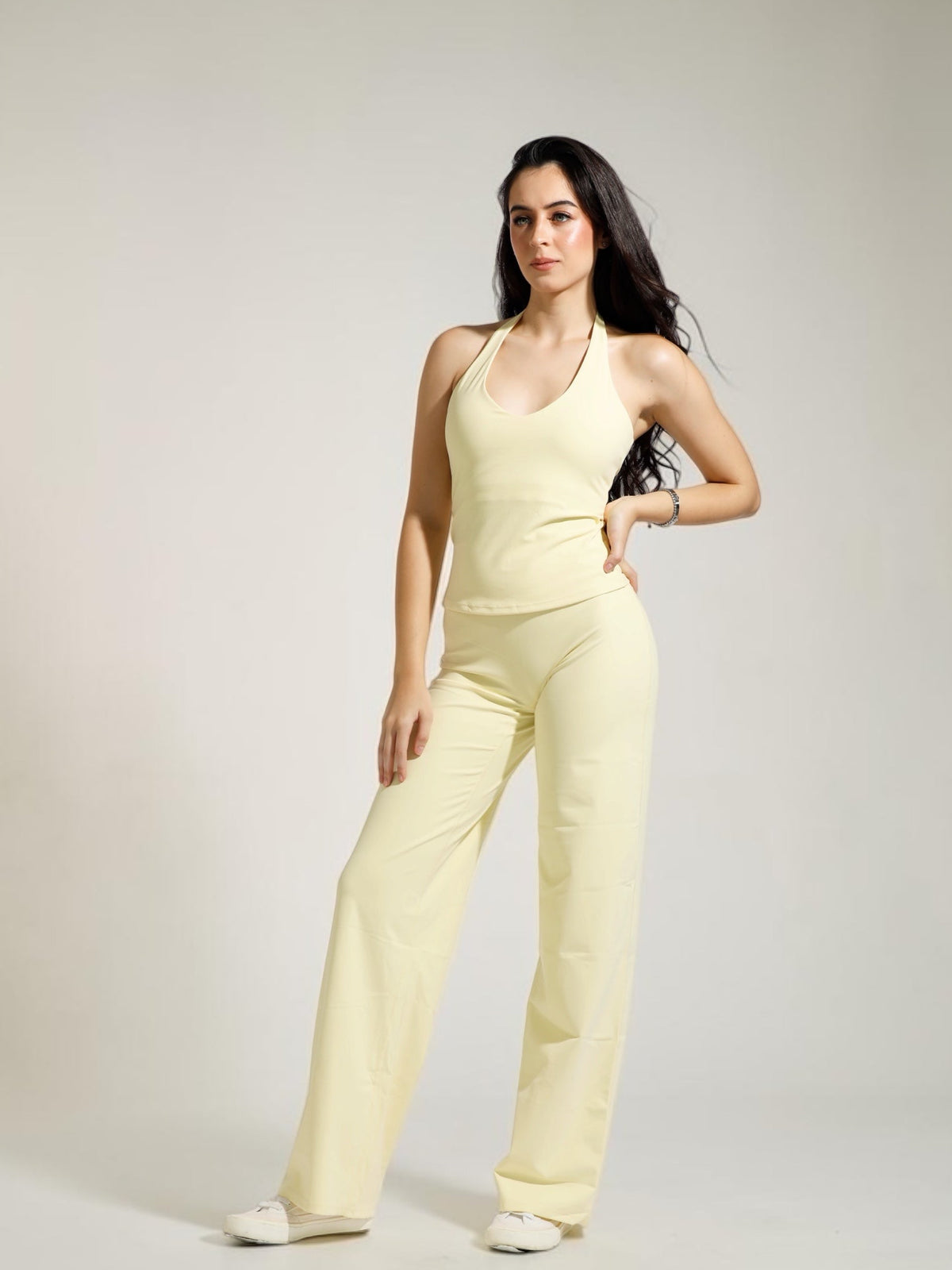Softsculpt Neck halter top Creamy yellow