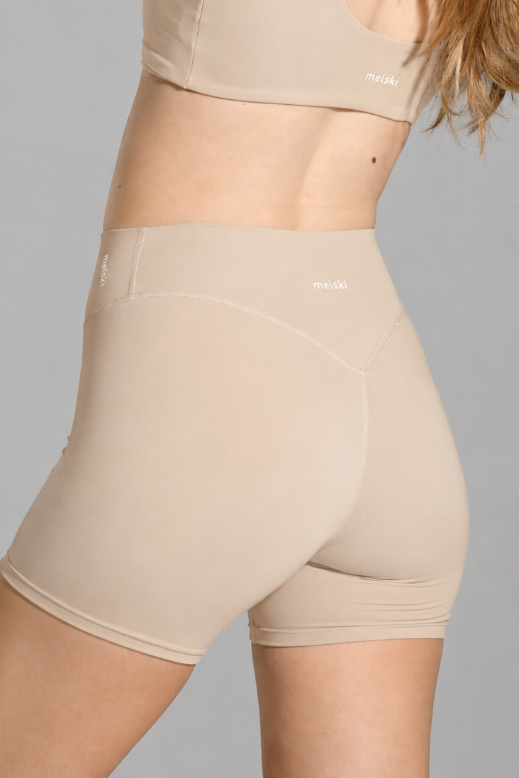 Softsculpt Shorts 6” Warm sand