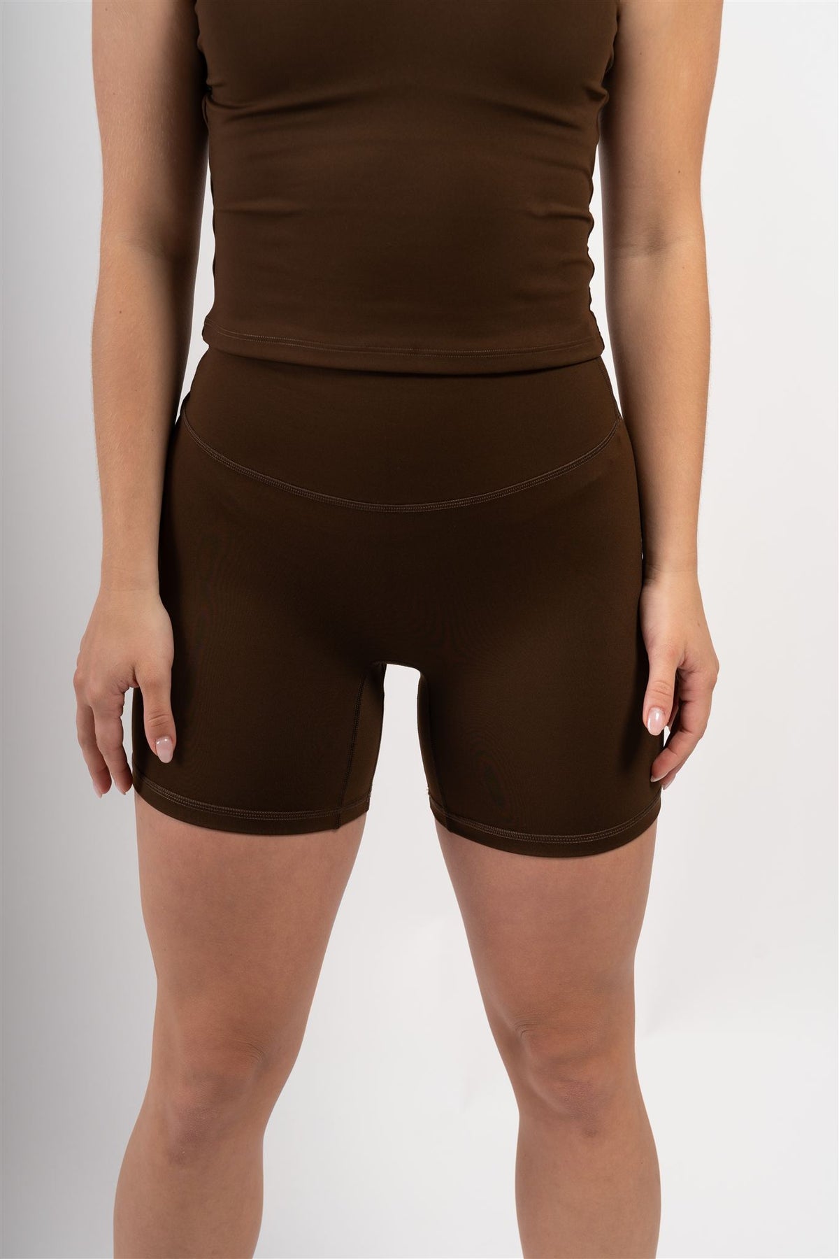 Flawless Short Cocoa
